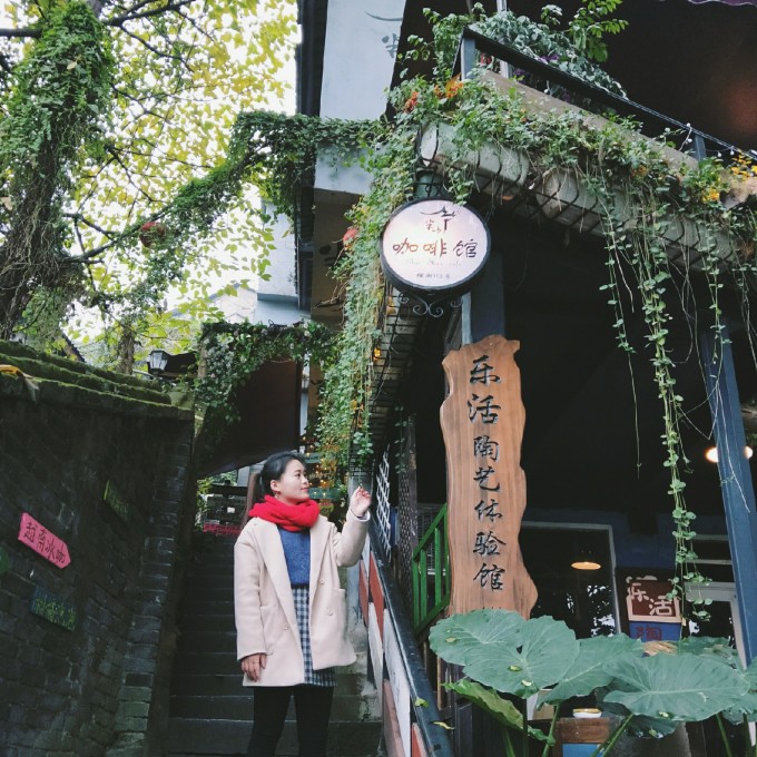 四川昆明旅游来到重庆大街小巷,细细感受重庆的魅力