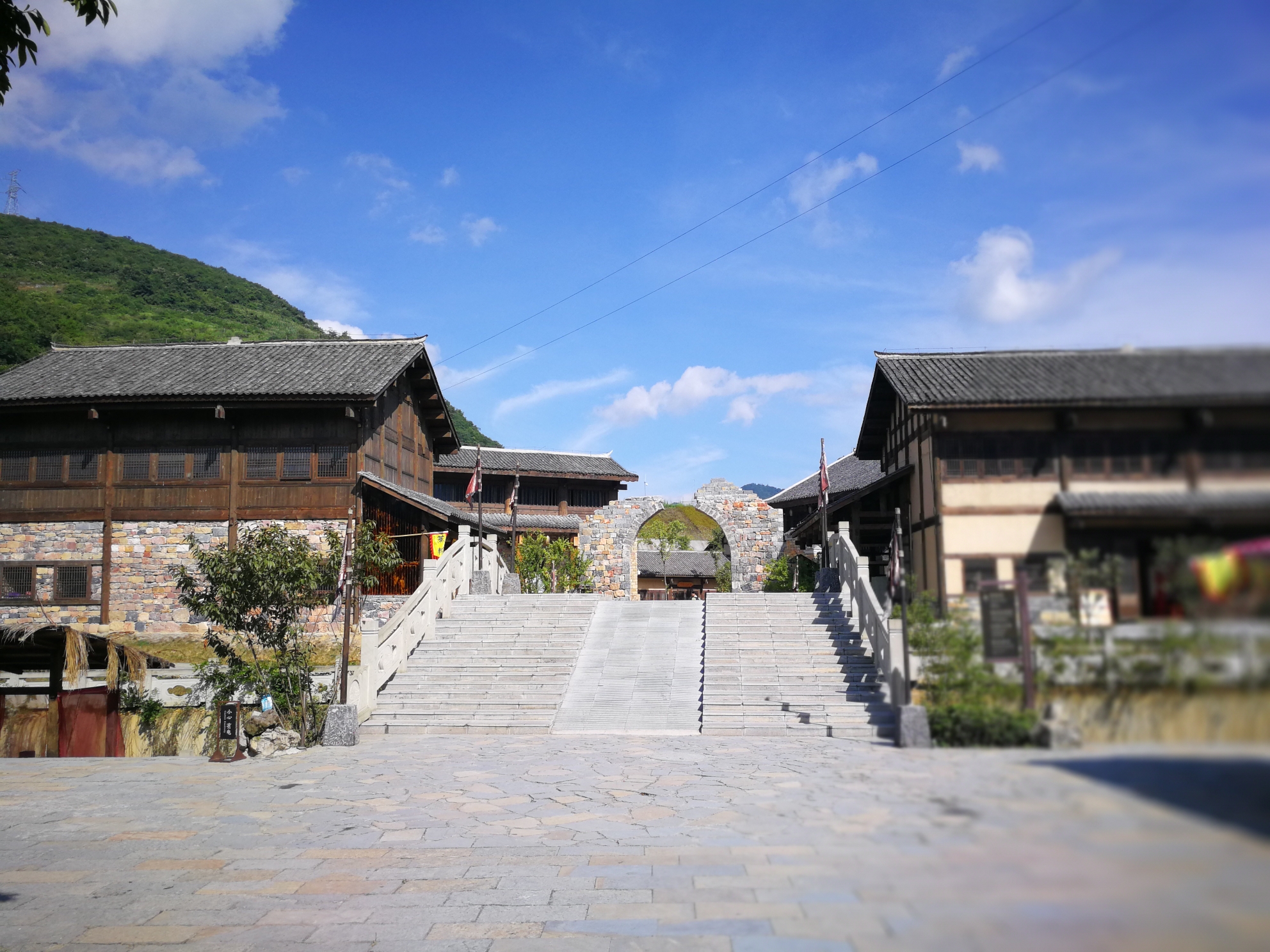 多彩贵州—传奇星空营地(海龙屯)