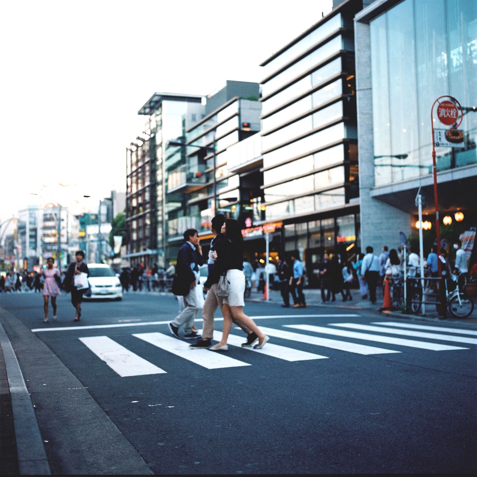 wKgBEFtzmgqAfXVmAAmE64BRG_w70.jpeg?imageView2%2F2%2Fw%2F680%2Fq%2F90%7CimageMogr2%2Fstrip%2Fquality%2F90