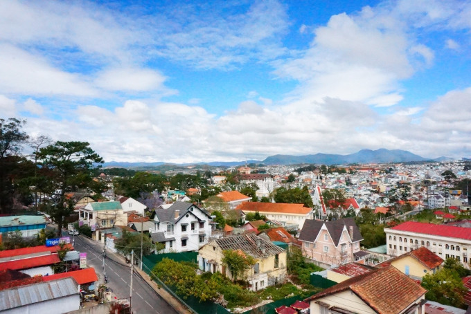 什么时候可以去越南胡志明市 wKgBEFptz0mAQID_AAo9eDtl8SI47.jpeg?imageView2%2F2%2Fw%2F680%2Fq%2F90%7CimageMogr2%2Fstrip%2Fquality%2F90