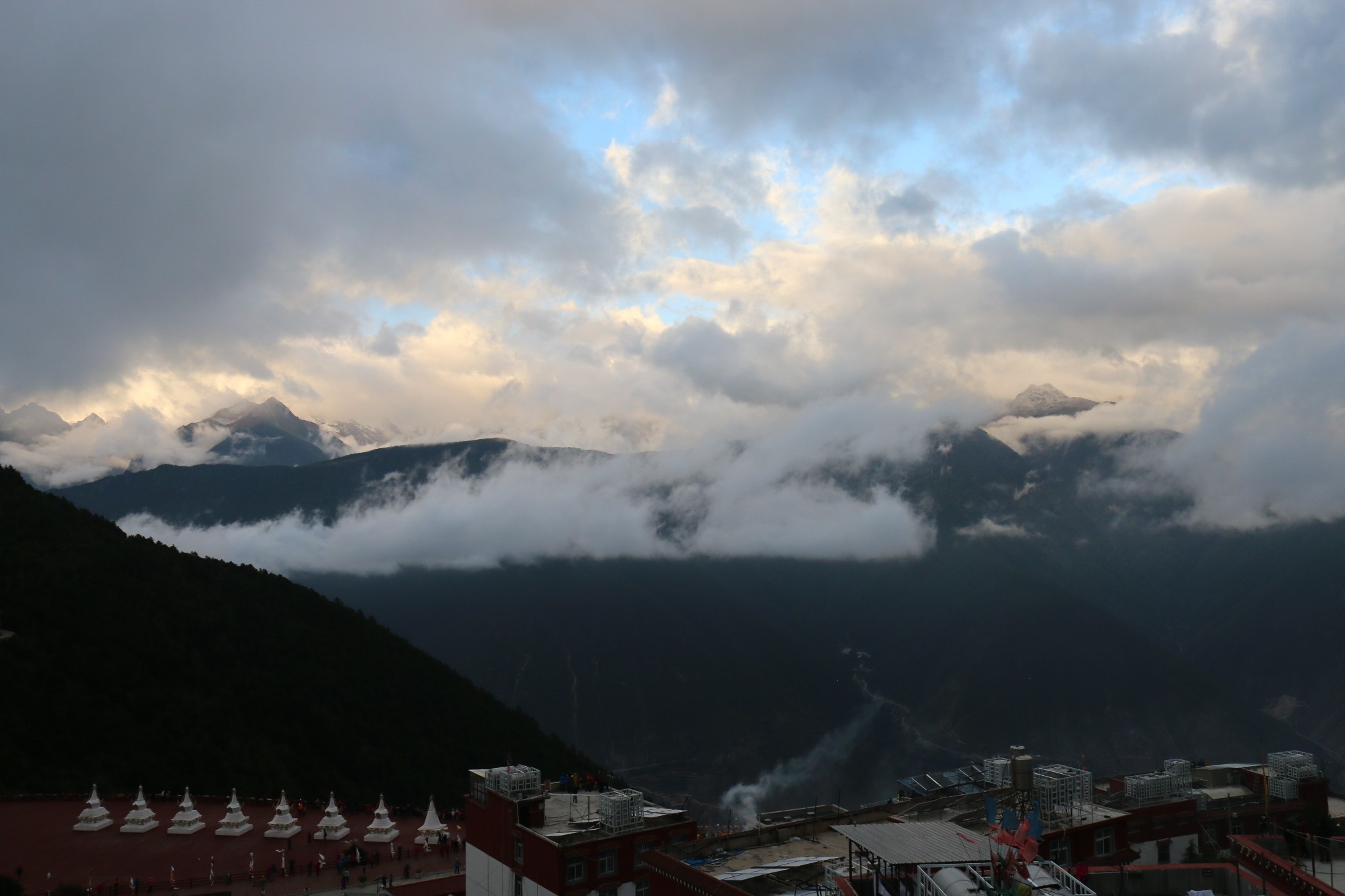 雨崩自助遊攻略