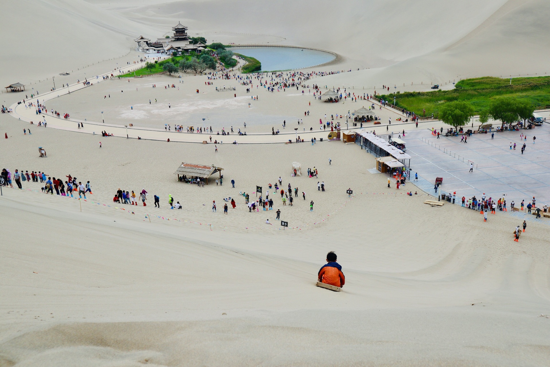 Dunhuang Mingsha Mountain