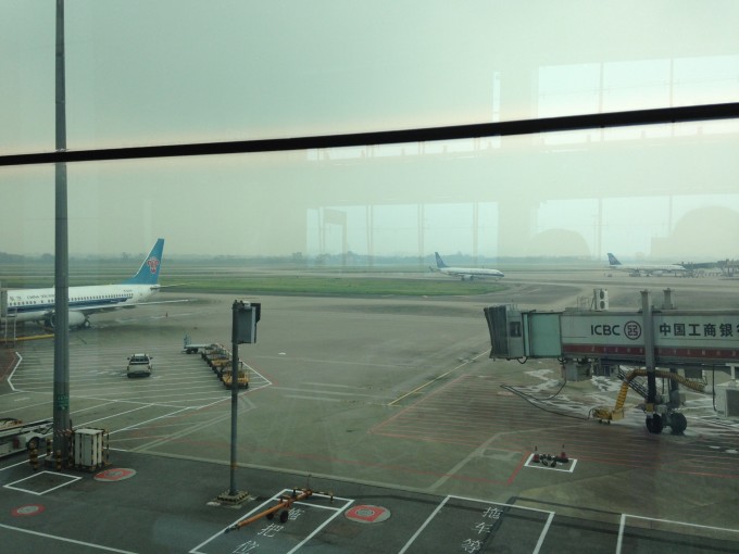 去美兰机场怎么走 wKgB4lOcBgWAaINEAAeyGhwrCFU11.jpeg?imageView2%2F2%2Fw%2F680%2Fq%2F90