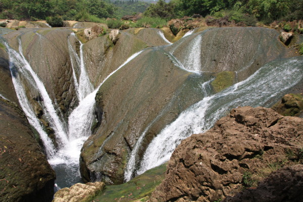 涓涓细流的意思 wKgBpVVOPV-AGrgbAC1BsfWXeeE89.jpeg?imageView2%2F2%2Fw%2F600%2Fq%2F90