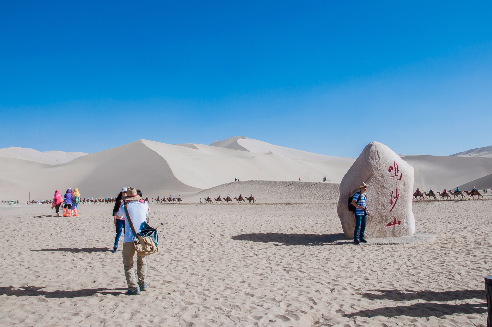 夏季去大西北旅游要怎么穿搭_大西北旅游地图